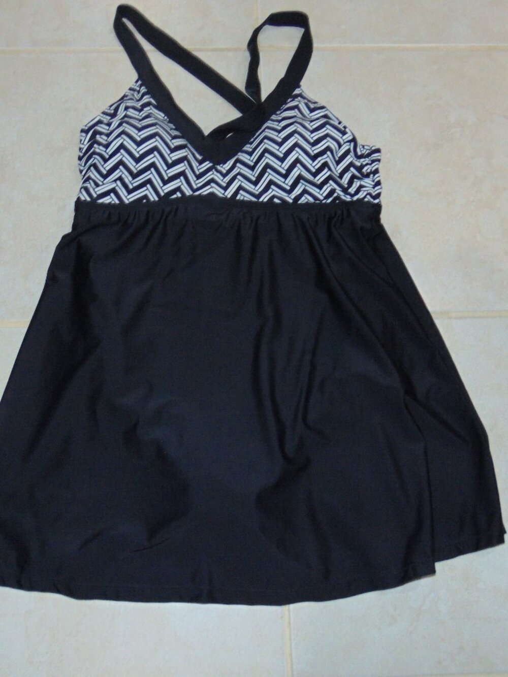 Swimsuits for All Women One Piece Swim Dress Women Size 12 Black White Padded